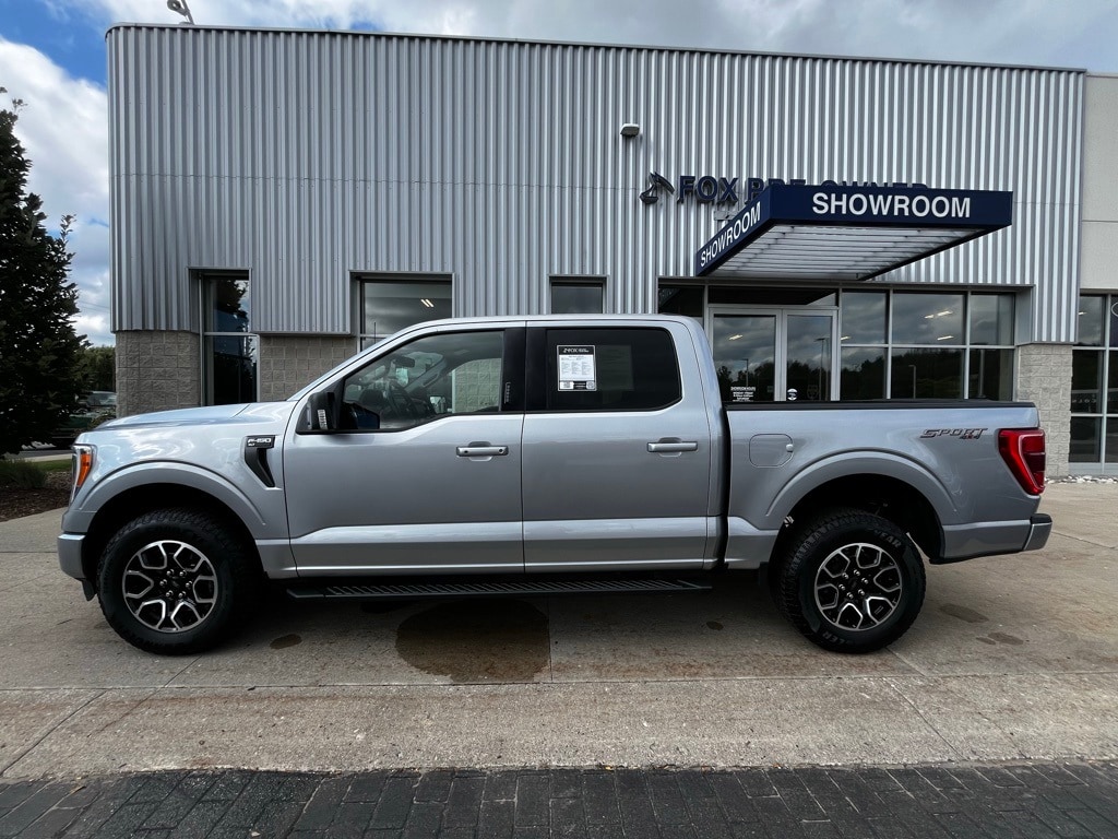 Used 2022 Ford F-150 XLT with VIN 1FTEW1EP2NFB98150 for sale in Traverse City, MI