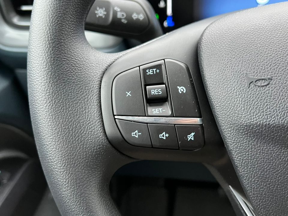 2025 Ford Maverick XLT - Photo 19