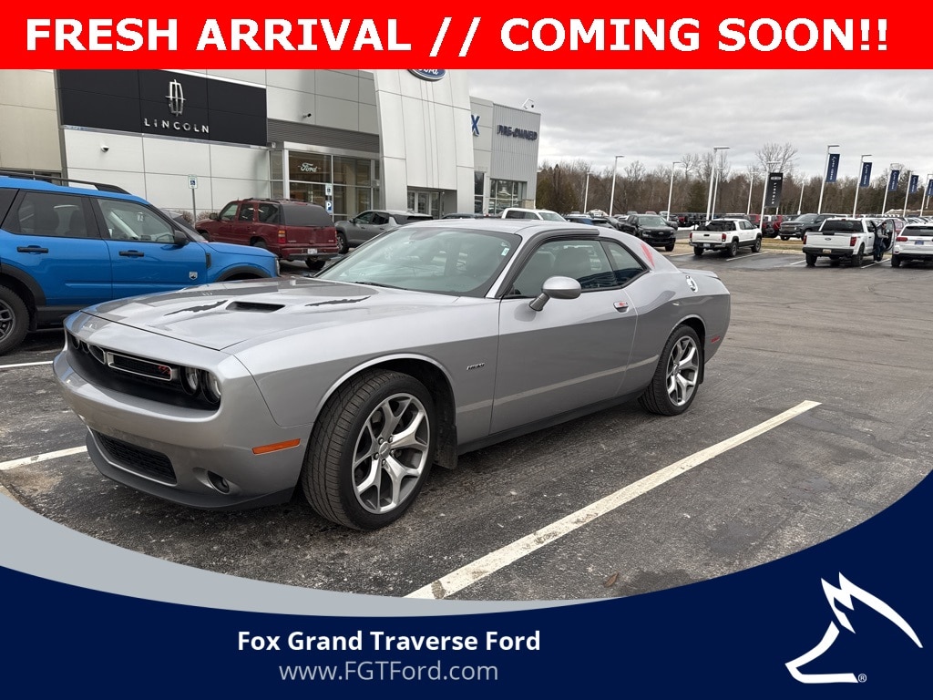 2015 Dodge Challenger R/T's photo