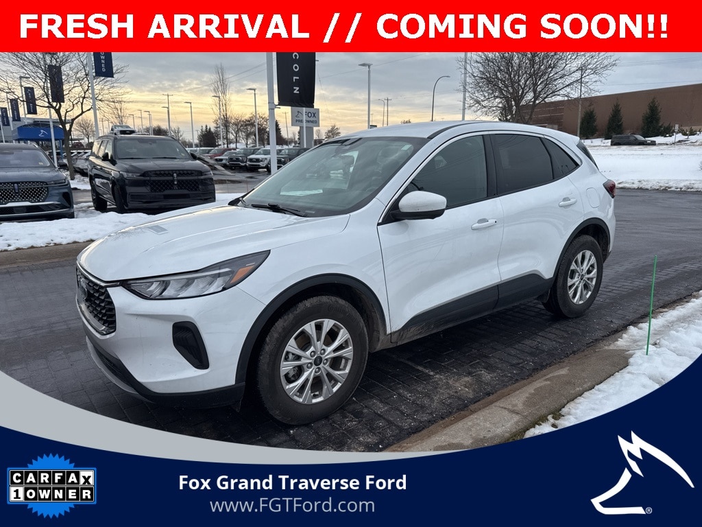 2023 Ford Escape Active's photo