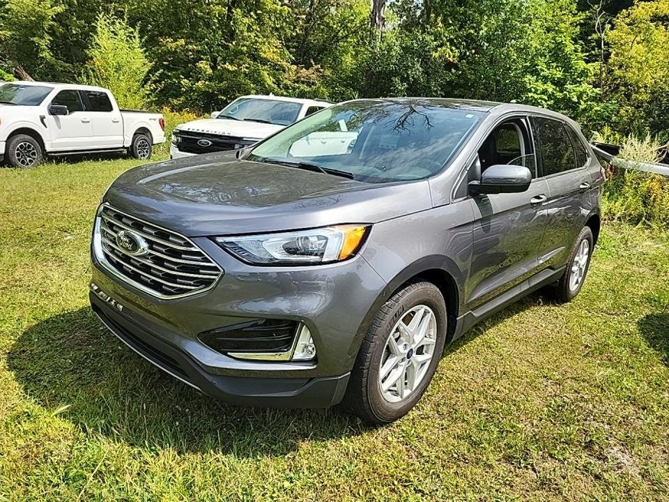 Used 2022 Ford Edge SEL with VIN 2FMPK4J93NBA13209 for sale in Traverse City, MI