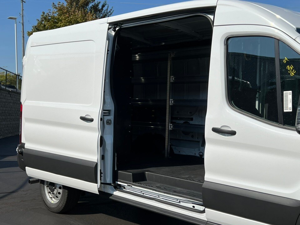 2025 Ford Transit Cargo Van photo 2