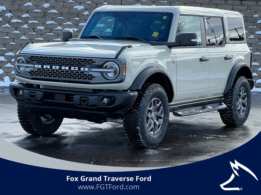 2025 Ford Bronco SUV 