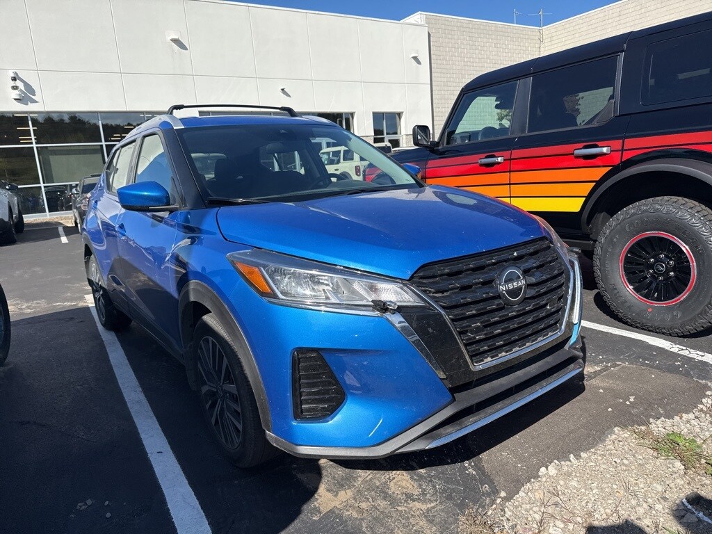 2022 Nissan Kicks SV photo 3