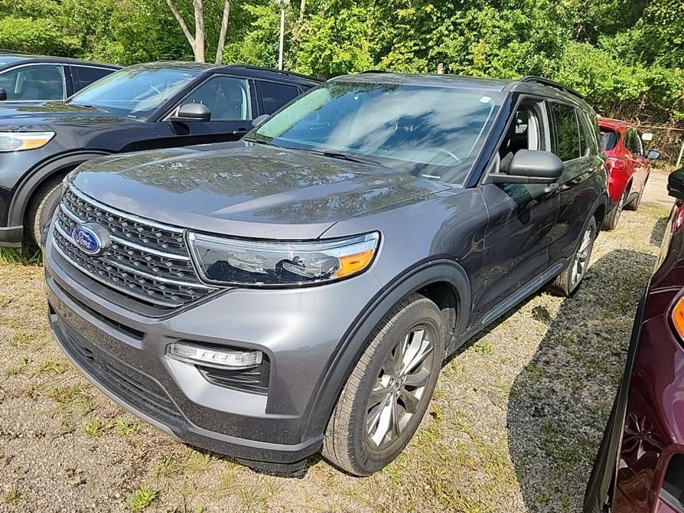 Certified 2022 Ford Explorer XLT with VIN 1FMSK8DH1NGB72145 for sale in Traverse City, MI