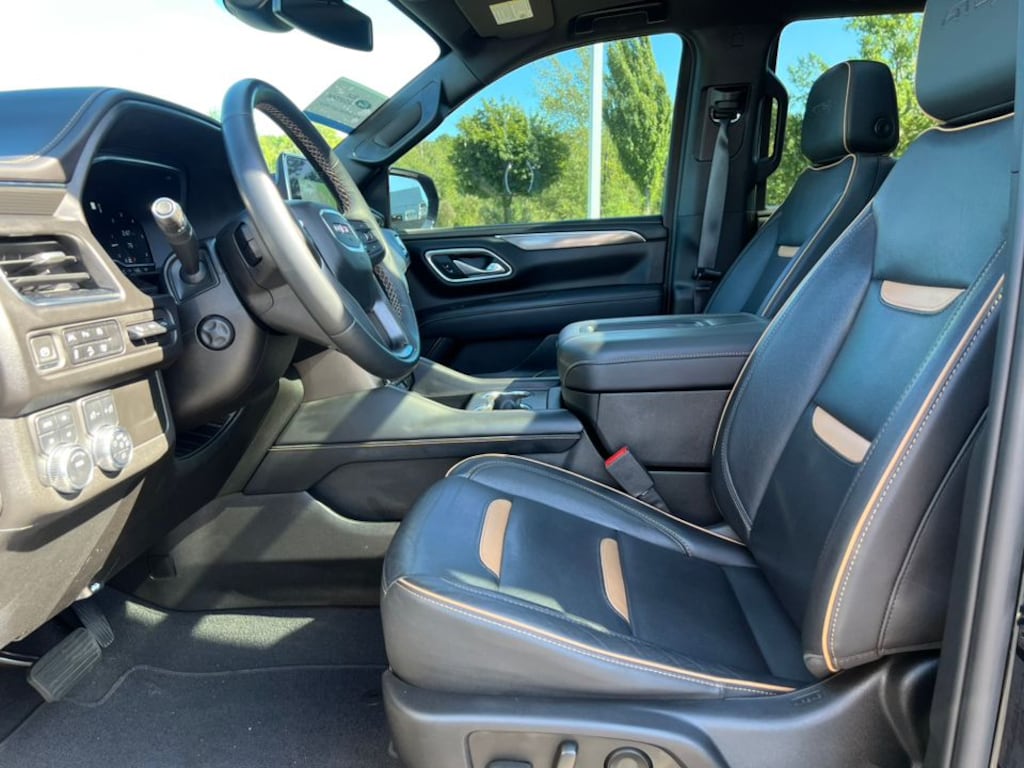 Used 2023 GMC Yukon AT4 SUV