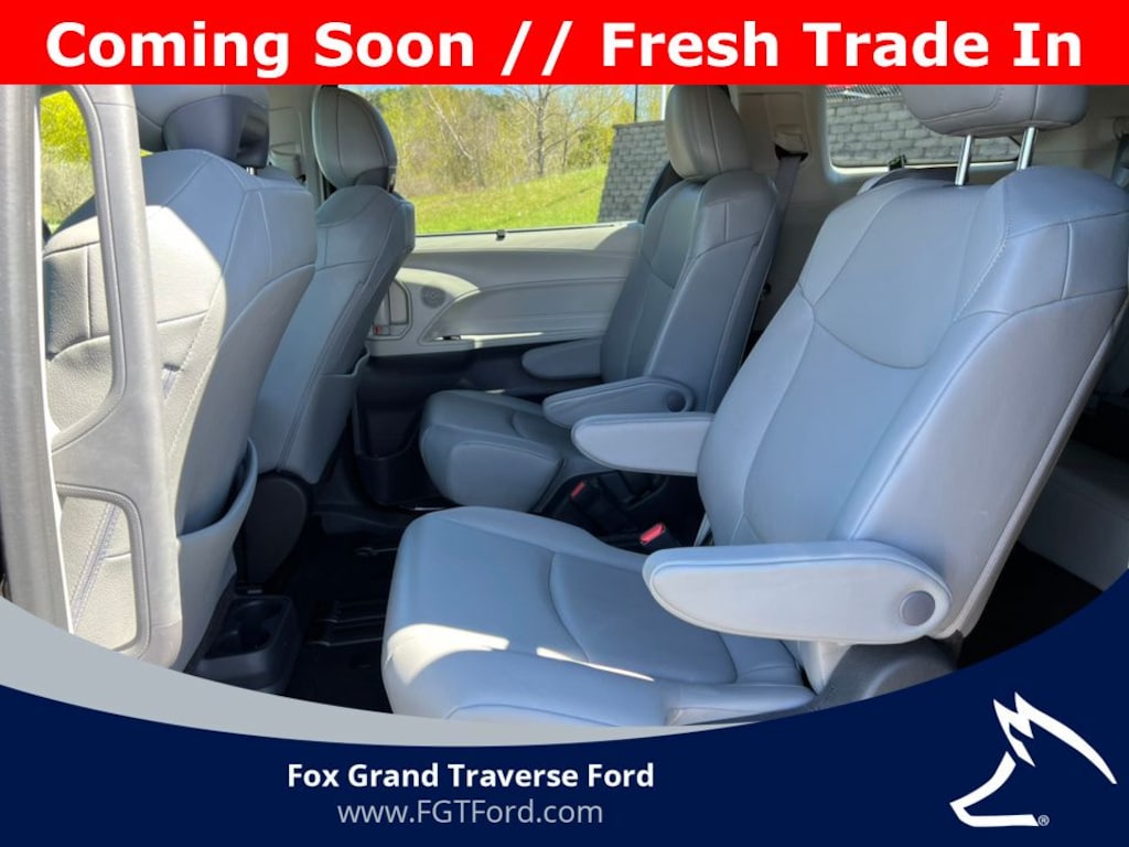 Used 2023 Toyota Sienna XLE Van Passenger Van