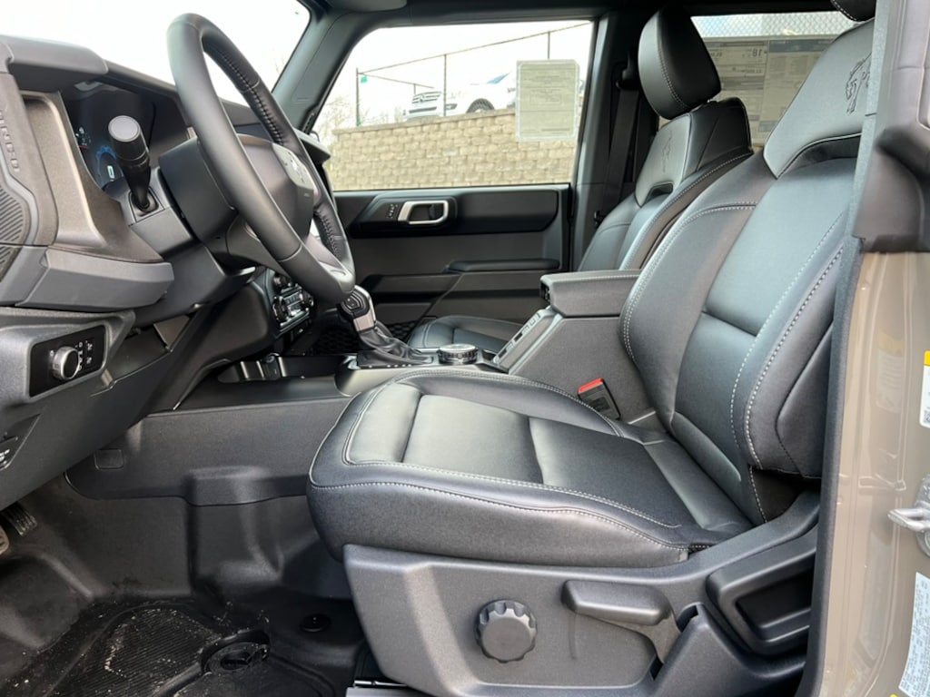 New 2025 Ford Bronco Badlands SUV