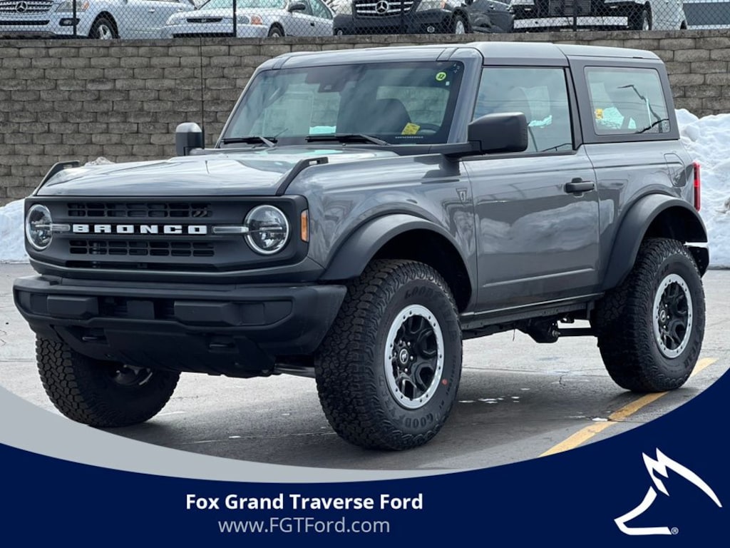 New 2026 Ford Bronco Base SUV