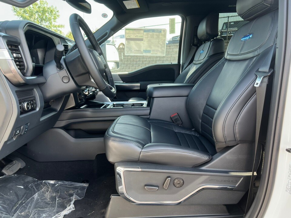 2026 Ford F-350 photo 4