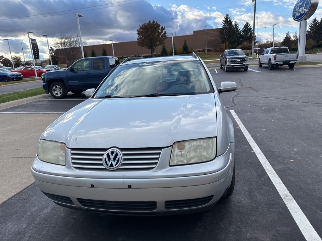Used 2002 Volkswagen Jetta GLS with VIN WVWSK61J92W552755 for sale in Traverse City, MI