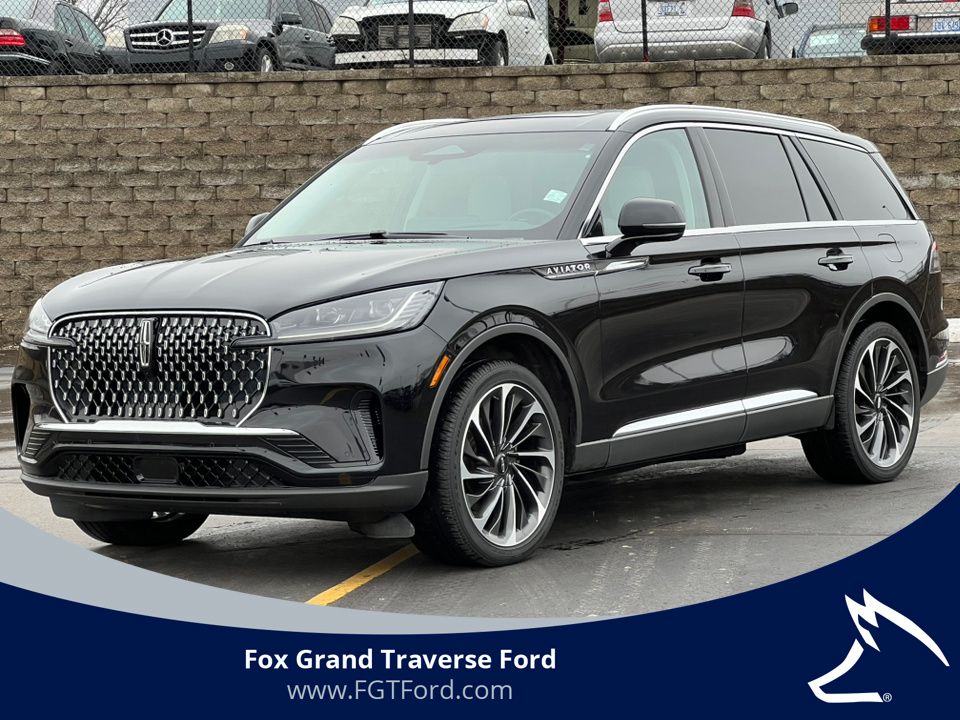 2025 Lincoln Aviator Reserve AWD's photo