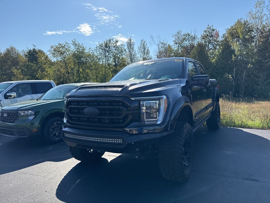 2022 Ford F-150 Lariat photo 2