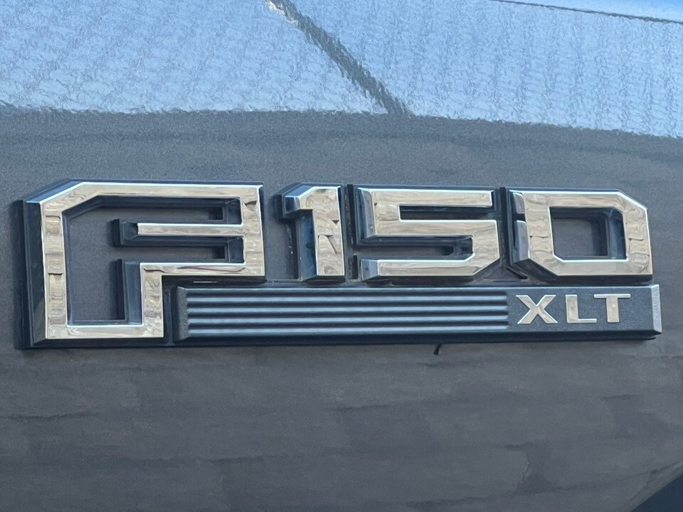 2019 Ford F-150 XLT photo 2