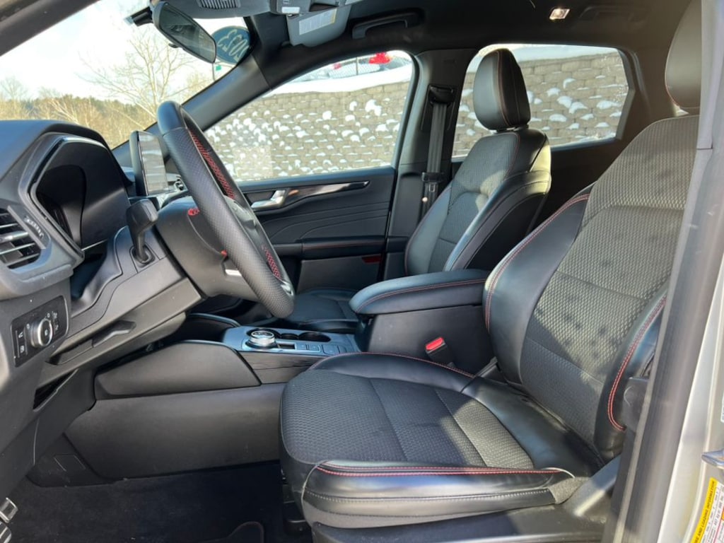 Used 2023 Ford Escape ST-Line Select SUV