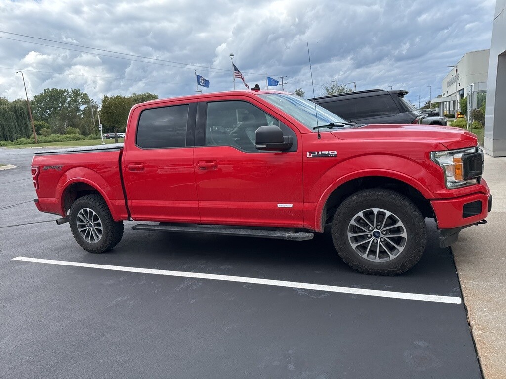 2019 Ford F-150 XLT photo 3