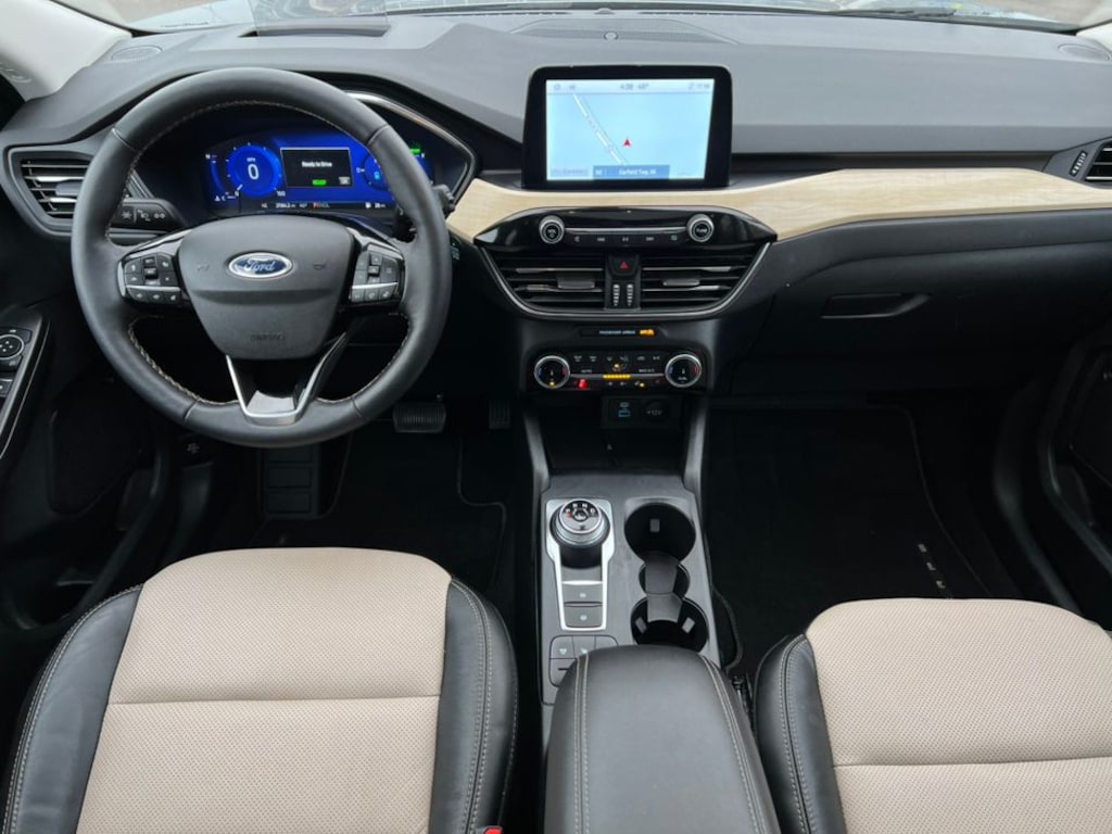 Used 2022 Ford Escape Titanium Hybrid SUV