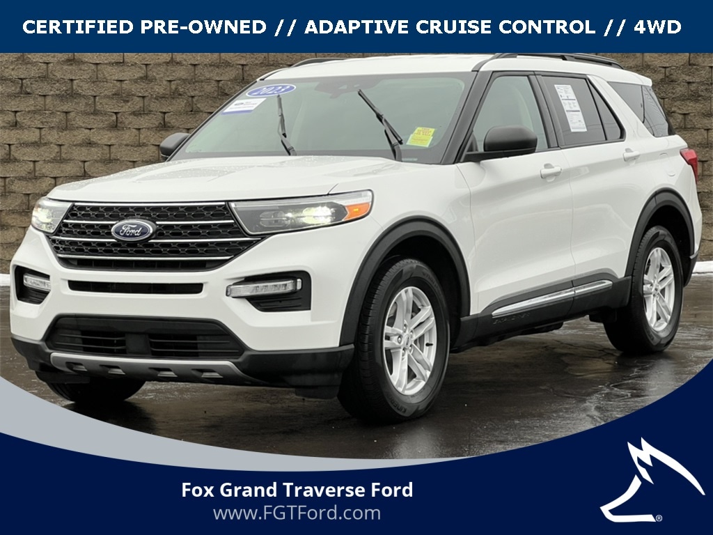 2023 Ford Explorer XLT's photo