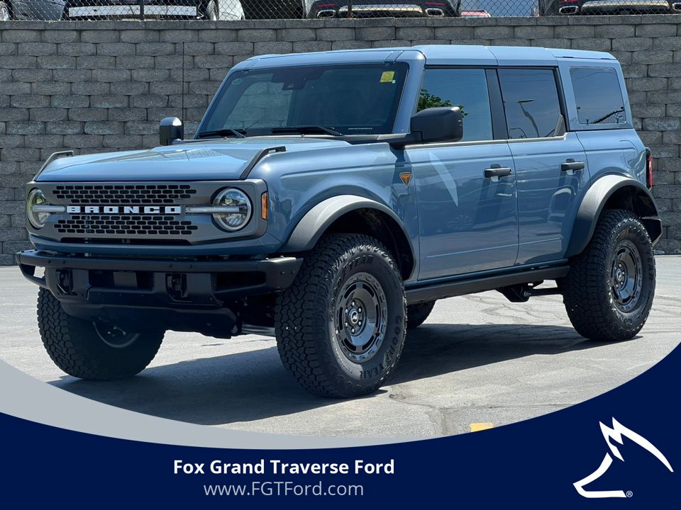2025 Ford Bronco Badlands 4x4's photo