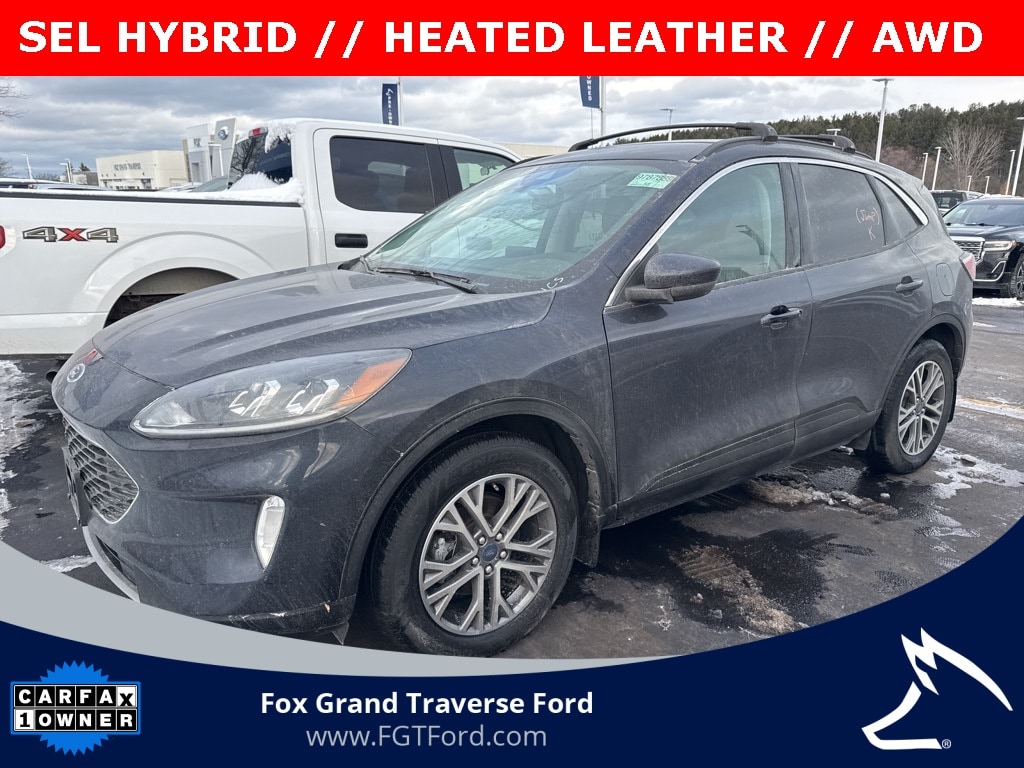 2021 Ford Escape SEL's photo