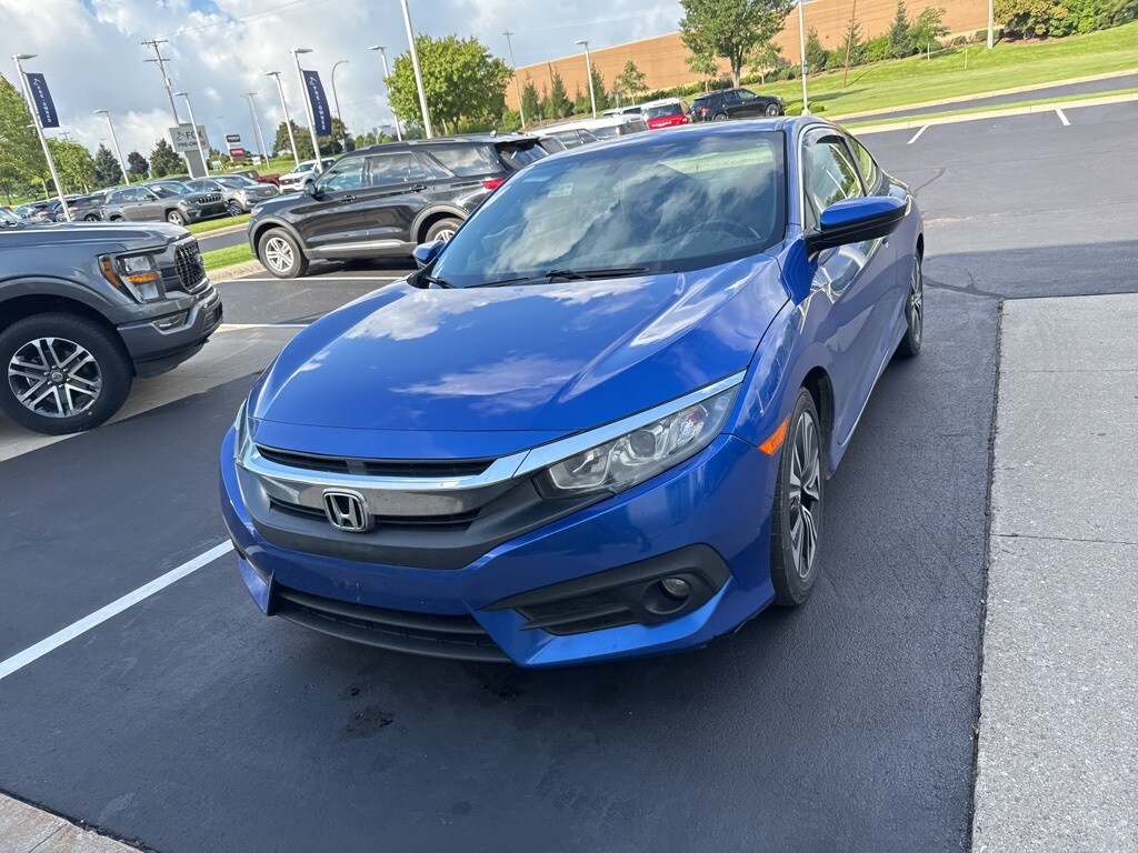 2018 Honda Civic EX-T photo 2
