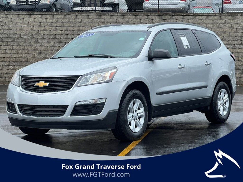 Used 2017 Chevrolet Traverse LS SUV