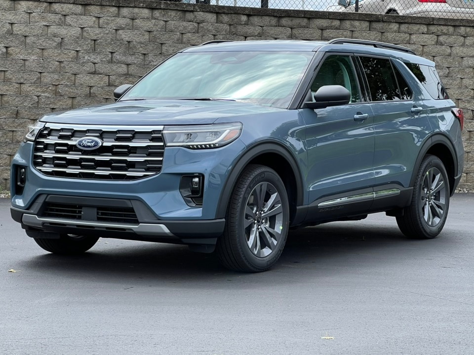 2025 Ford Explorer SUV 