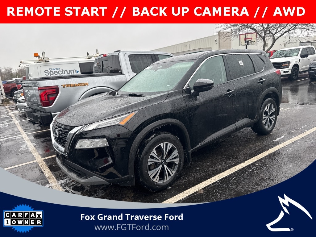 2023 Nissan Rogue SV's photo