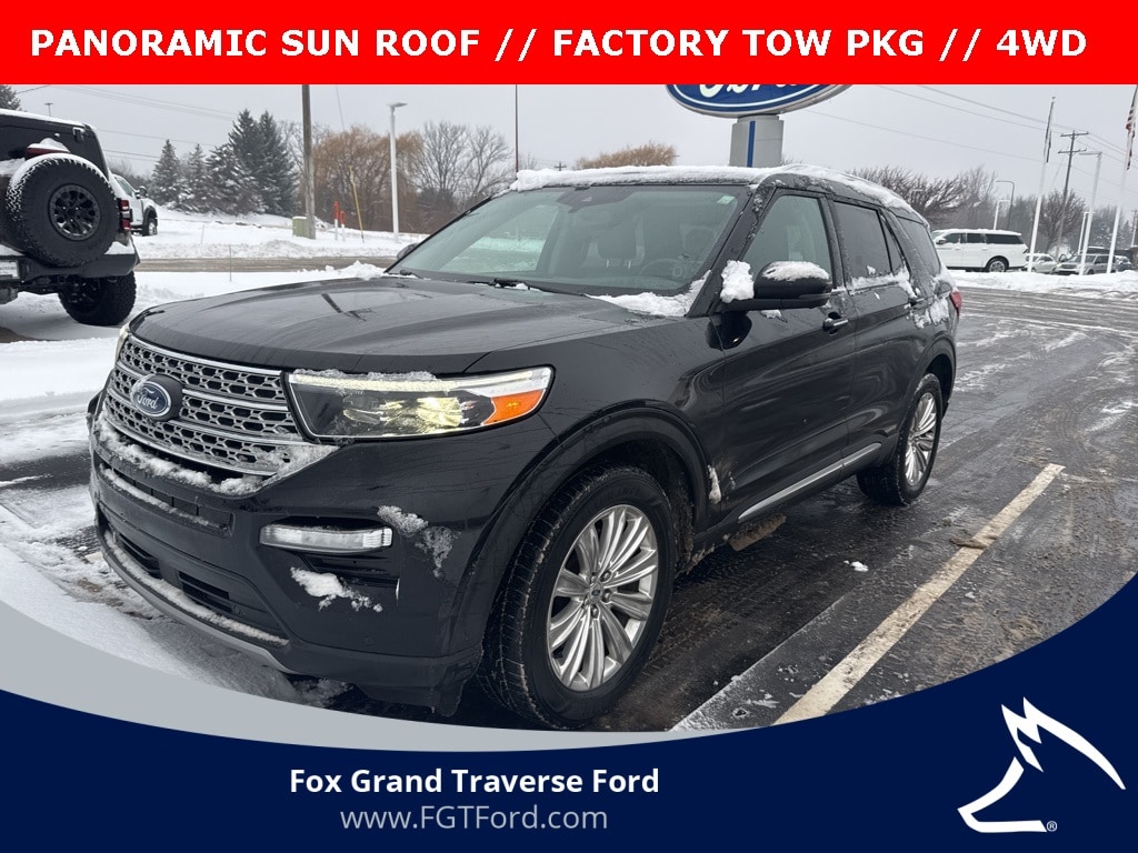 2021 Ford Explorer Limited's photo