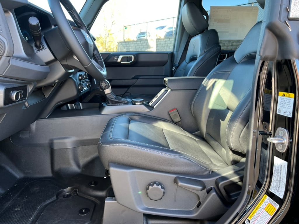 New 2025 Ford Bronco Badlands SUV