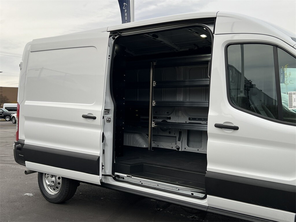 2026 Ford Transit photo 2