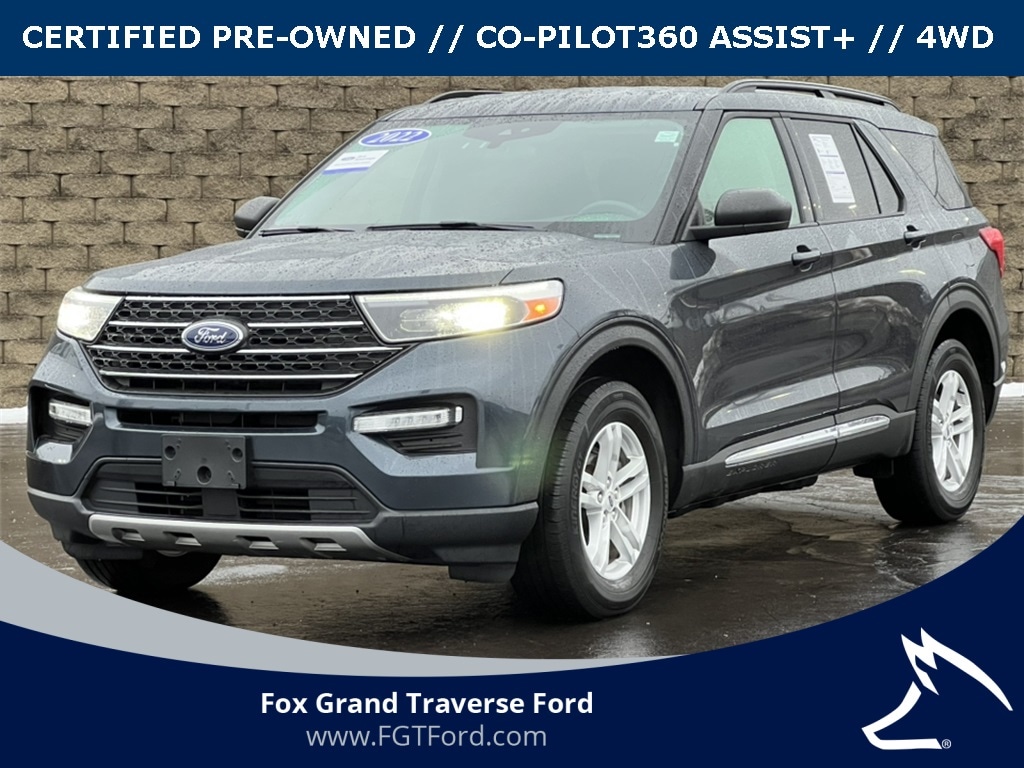 2022 Ford Explorer XLT's photo