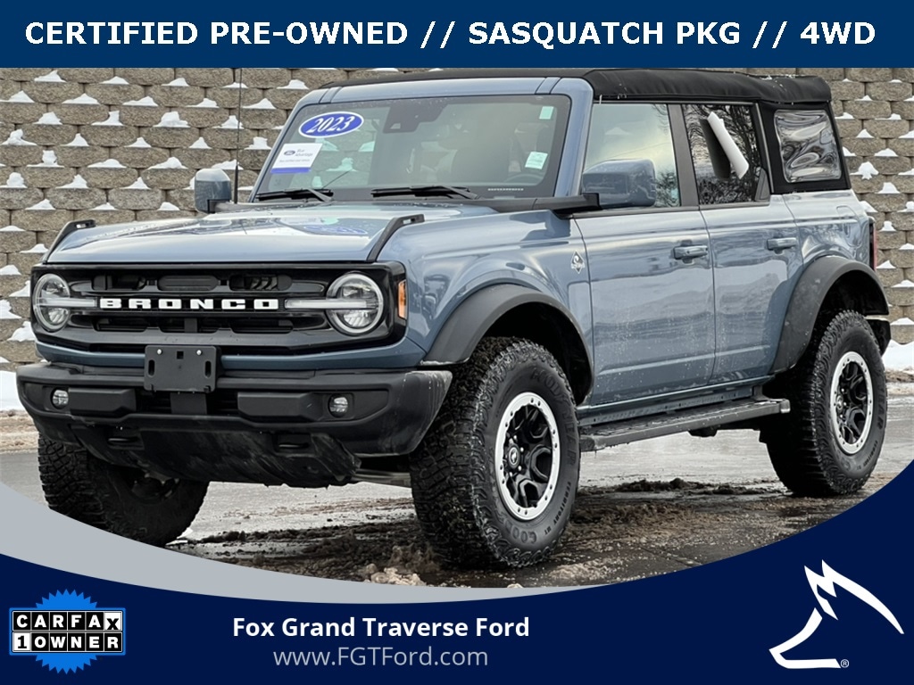 2023 Ford Bronco 4-Door Outer Banks's photo