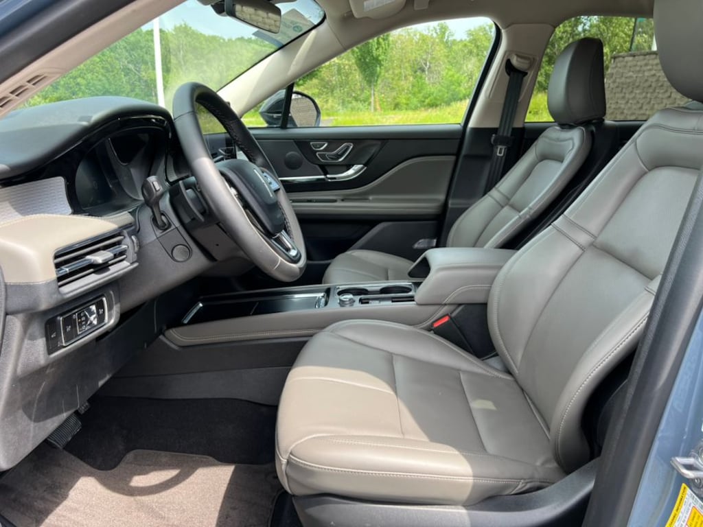 Used 2023 Lincoln Corsair Standard SUV