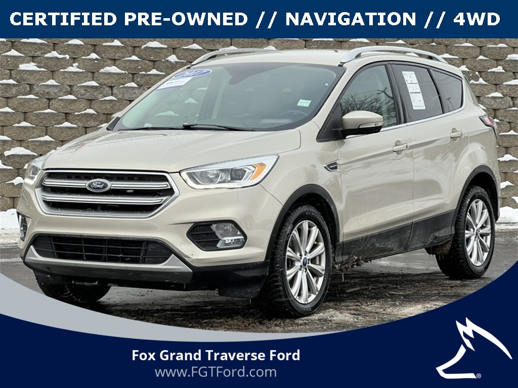 2017 Ford Escape Titanium's photo