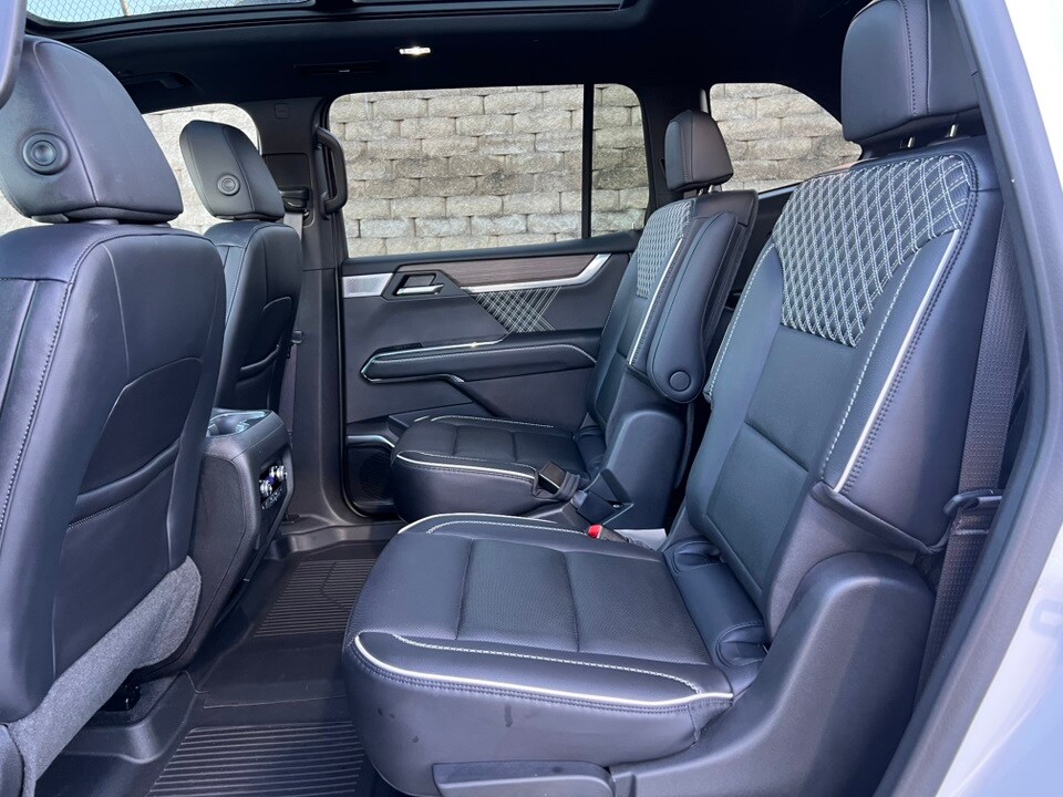 2024 Gmc Acadia Denali photo 4