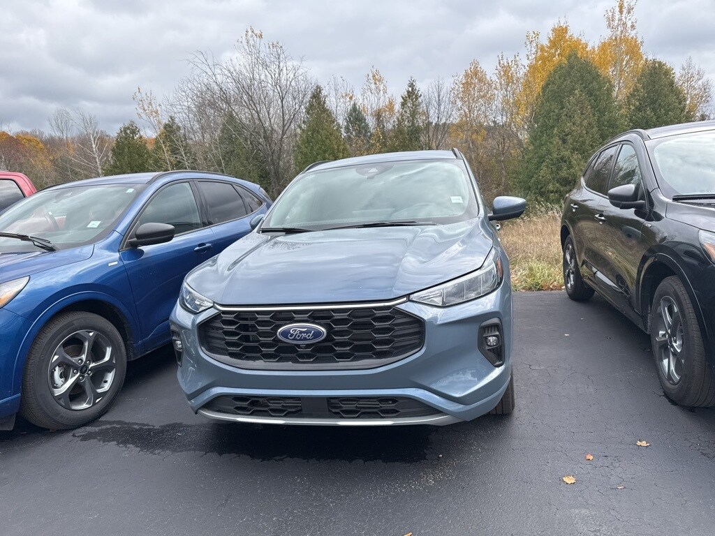 Certified 2023 Ford Escape ST-Line Select SUV