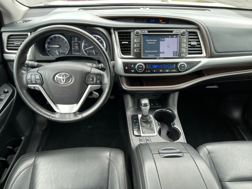 2015 Toyota Highlander XLE photo 3