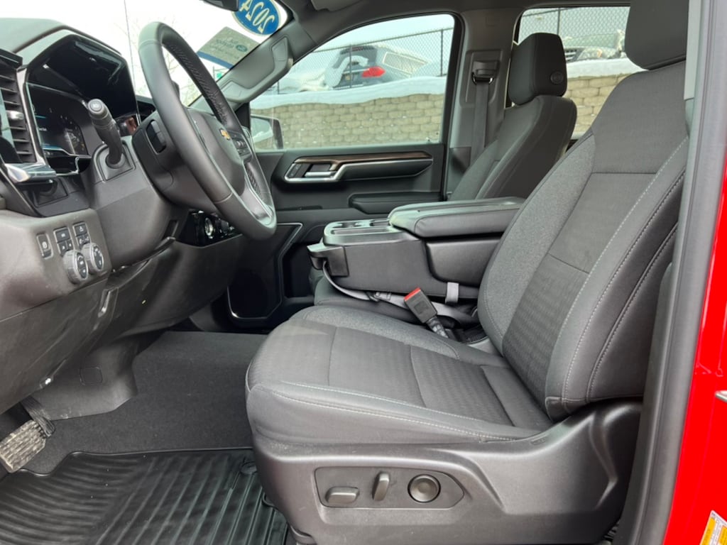 Used 2024 Chevrolet Silverado 1500 LT Truck Crew Cab