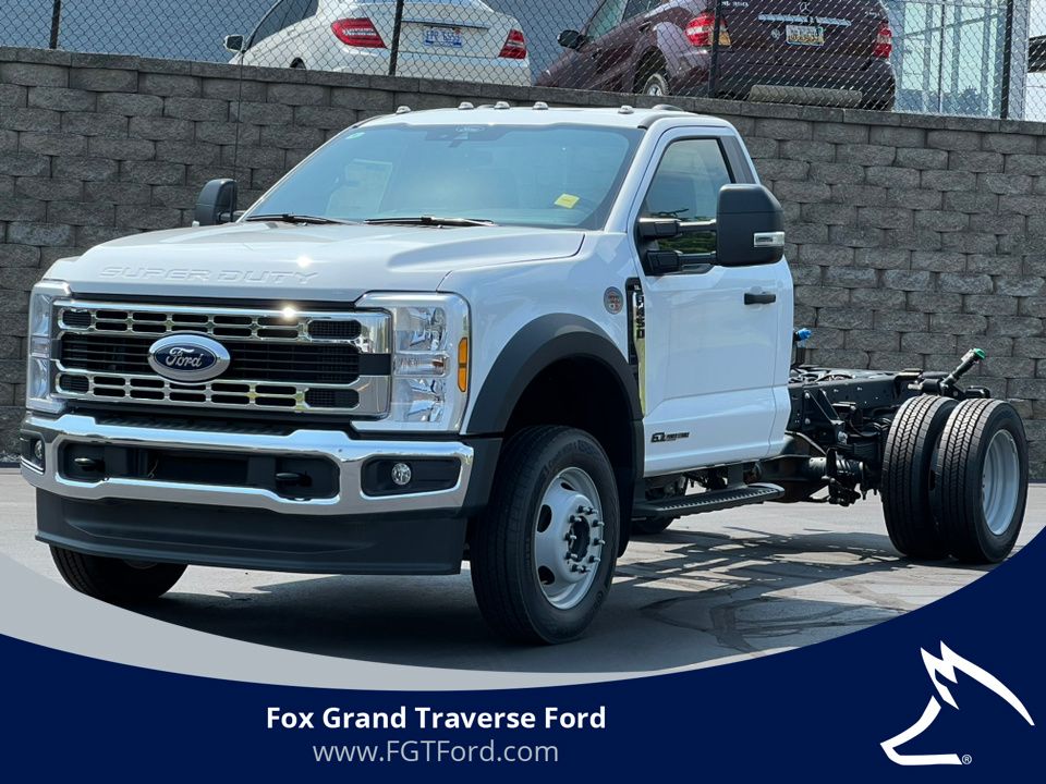 2025 Ford F-450 XL 4x4 Regular Cab 169-In DRW's photo