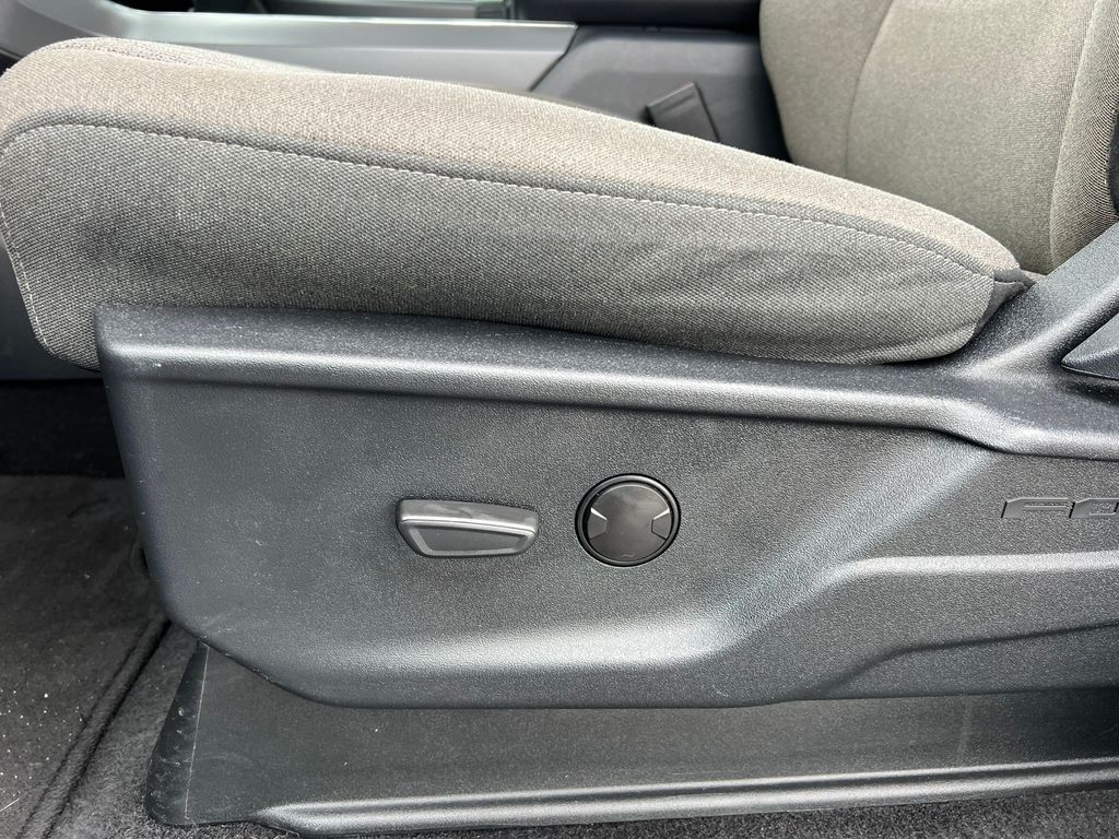 2024 Ford F-150 XLT - Photo 18