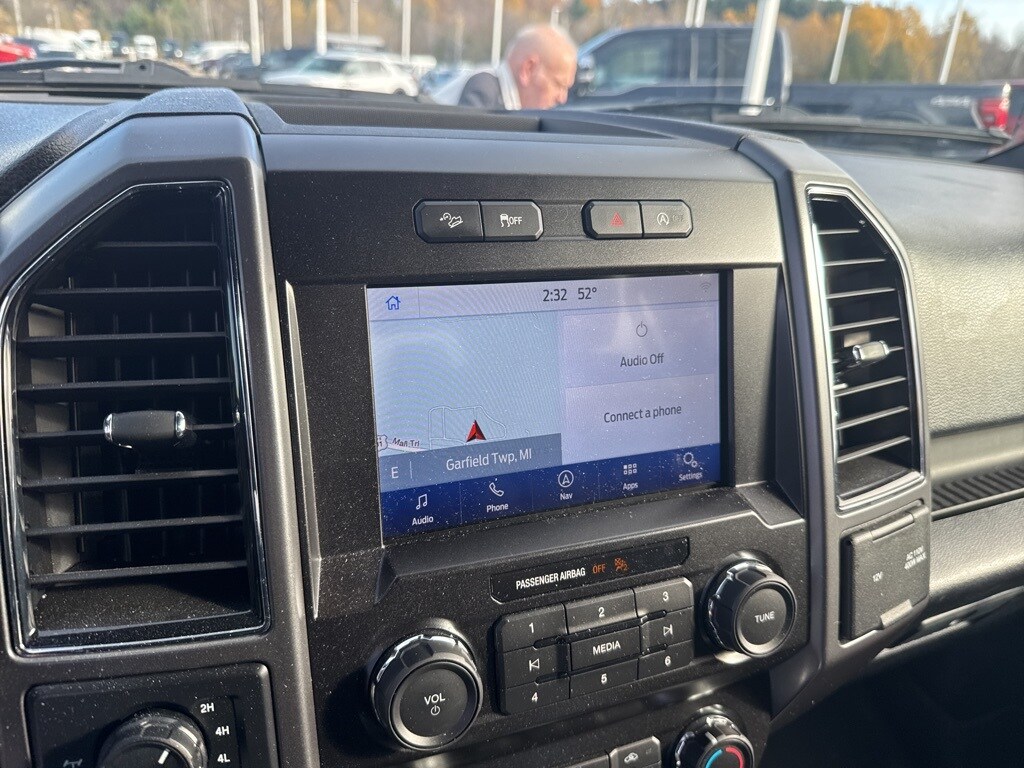 2019 Ford F-150 XLT photo 3