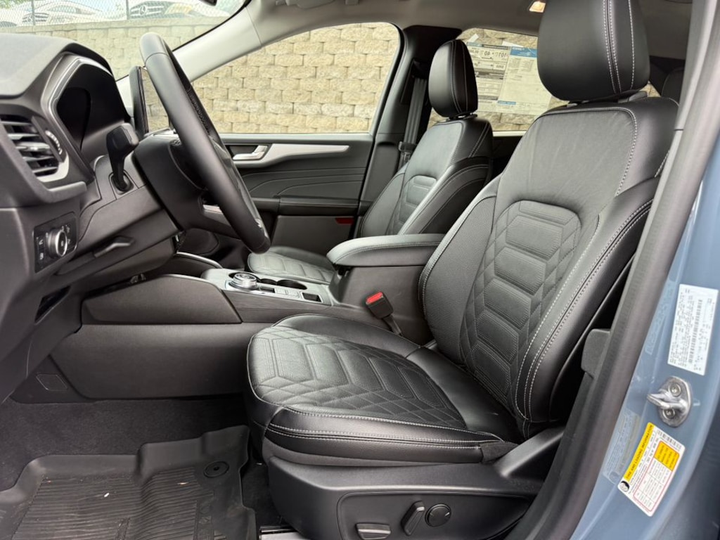 New 2024 Ford Escape Plug-in Hybrid SUV