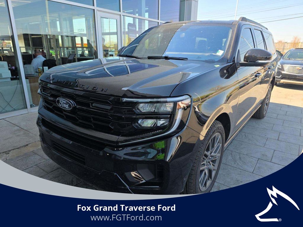 2025 Ford Expedition Platinum's photo