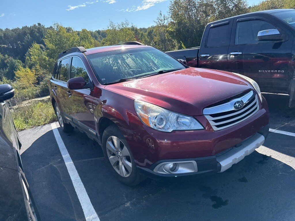 2012 Subaru Outback 3.6R Limited photo 2