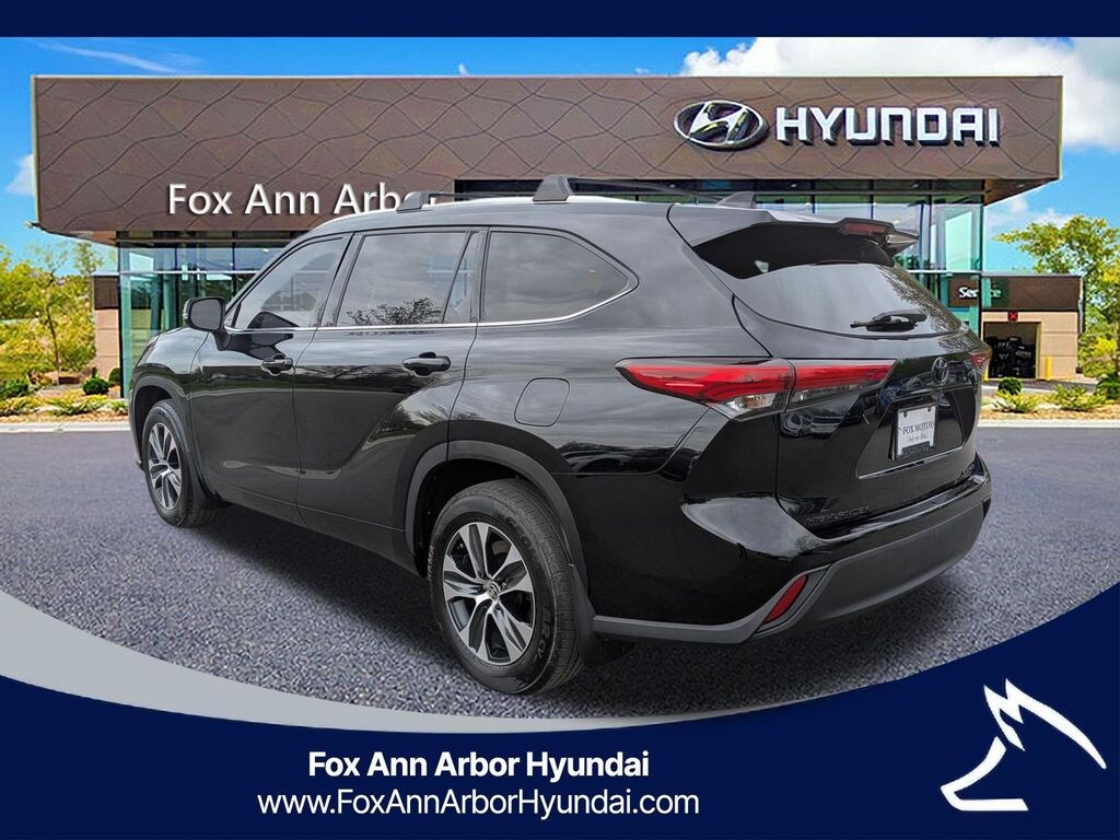 Used 2020 Toyota Highlander XLE SUV