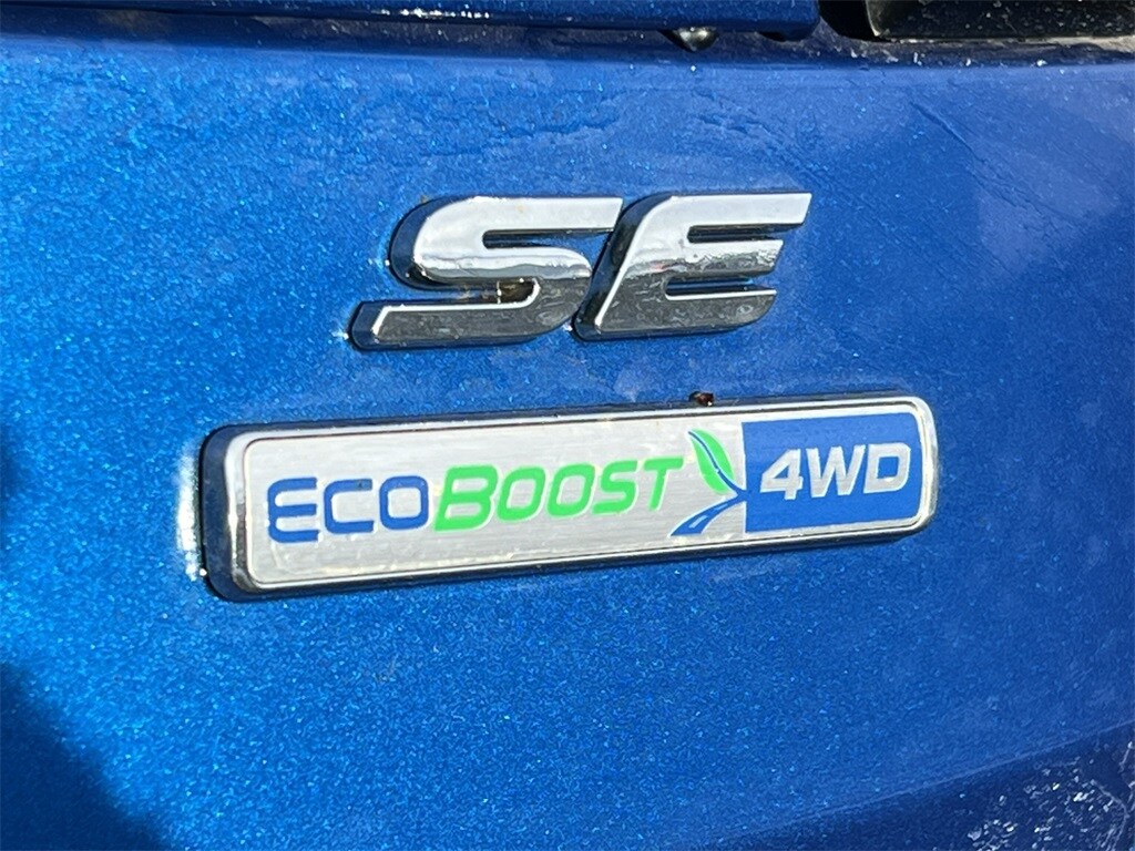 2017 Ford Escape SE photo 2