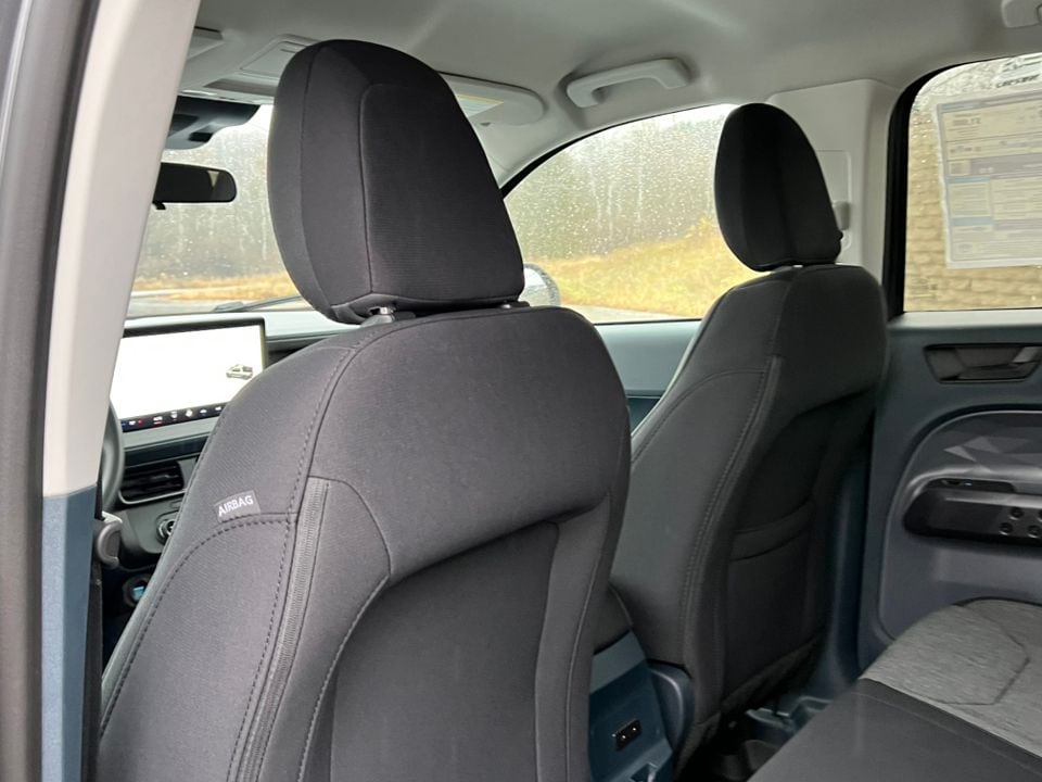 2025 Ford Maverick XLT - Photo 31