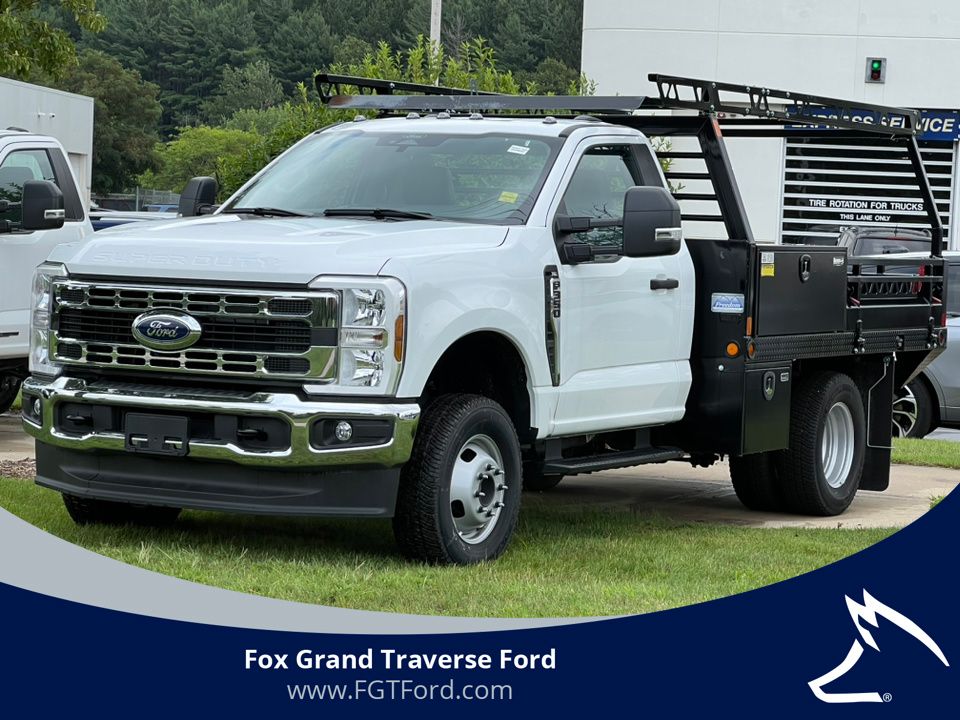 2024 Ford F-350 XL 4x4 Regular Cab 145-In DRW's photo
