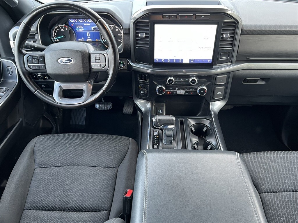 2023 Ford F-150 XLT photo 3